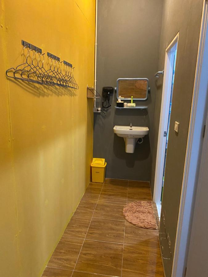 The View Hostel 피피섬 외부 사진